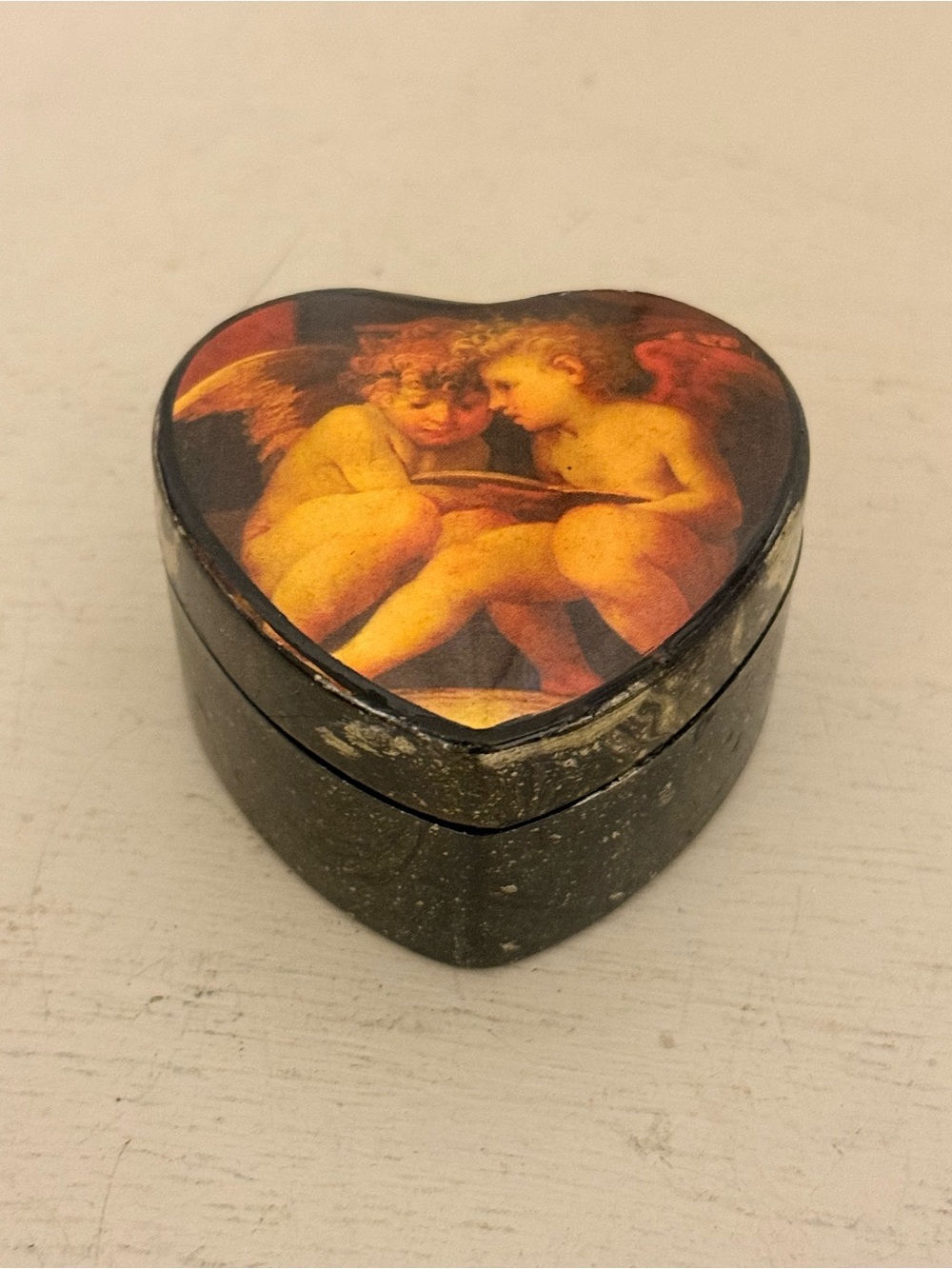 VTG 90s Raphael Angel Cherub Heart Miniature Resin Trinket Jewelry Box